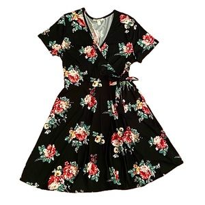 Short Sleeve Floral Wrap Dress
